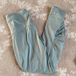 AIM Scrunch Calf Leggings